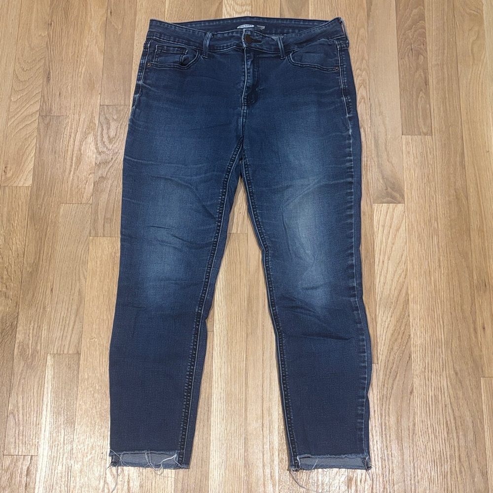 Old Navy Rockstar Super Skinny Ankle, Size 8, Excellent Condition!